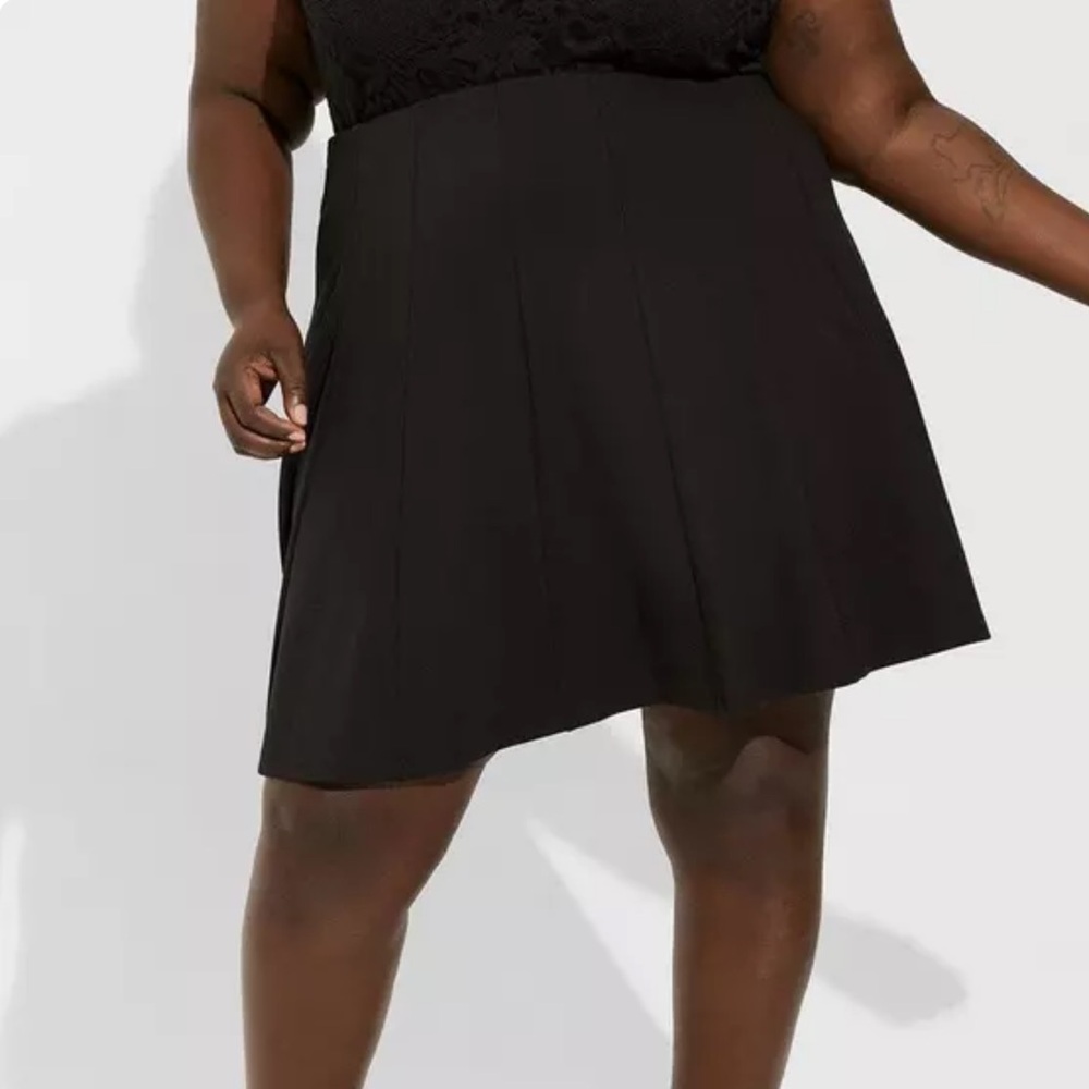 Torrid Mini Studio Ponte Seamed Circle Skirt